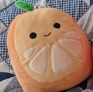BNwt orin the orange squishmallow 8"